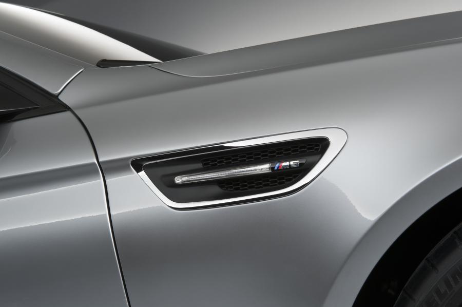  BMW M5 Concept 2011 года  (фото 19 из 37)